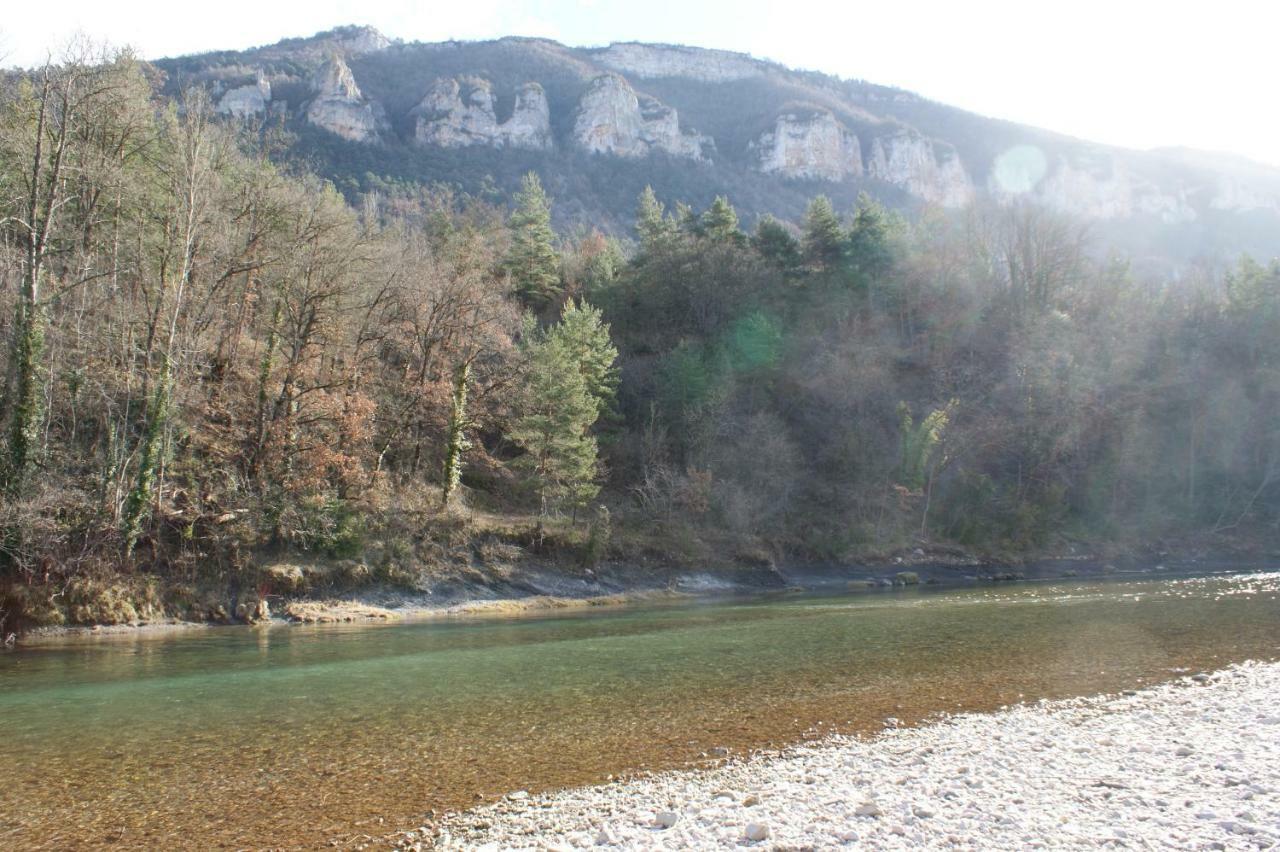 孔佩尔Les Frejals住宿加早餐旅馆 外观 照片